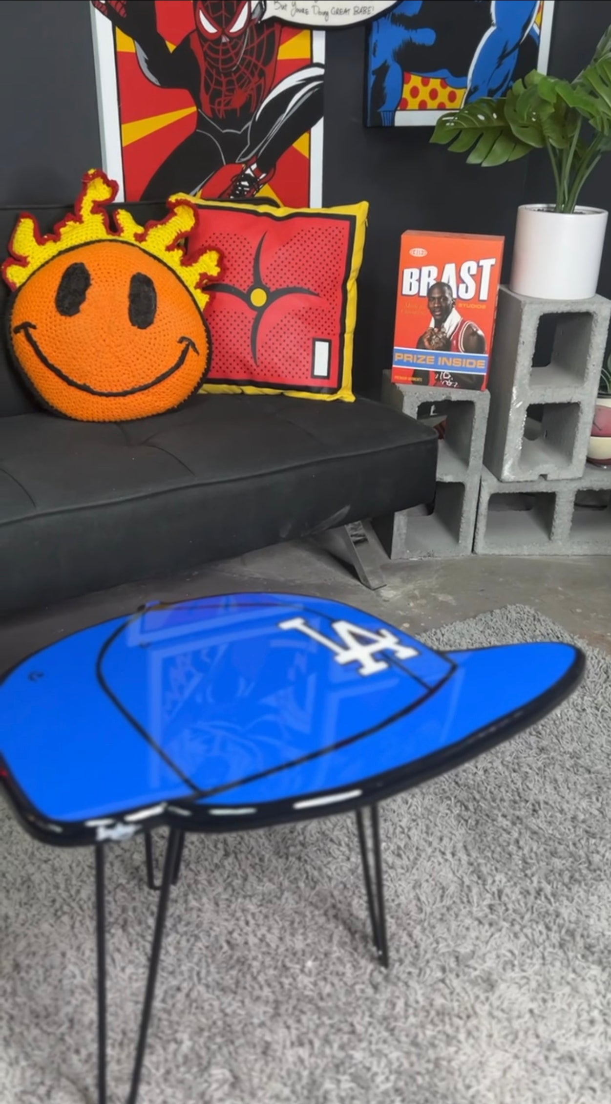 LA DODGERS SIDE TABLE